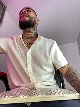 king of desire online show from June 9, 4:09 pm