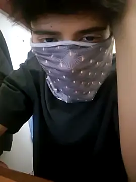 peanutbutteater online show from March 14, 10:22 am