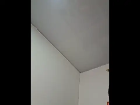 NewYoungHot online show from March 13, 10:05 pm