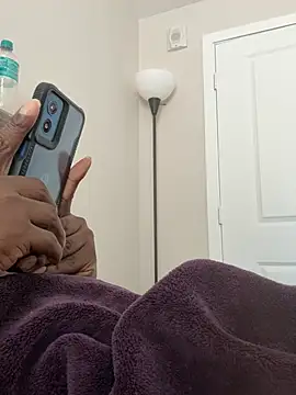 makeherfeelg online show from February 23, 6:09 pm