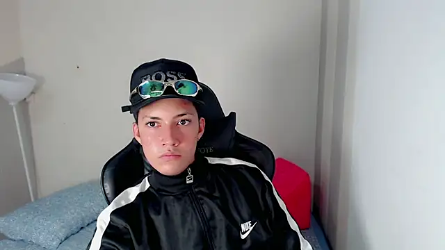 Street poemm  online show from April 2, 3:59 am