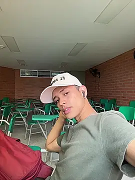 HarryGaze online show from March 2, 2:57 pm