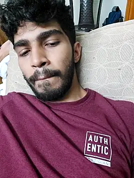 NikhilN247913 online show from April 4, 5:54 pm