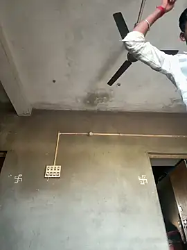 parth73637 online show from February 27, 2:45 am