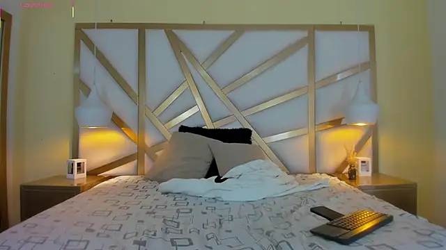 Austin Reedss online show from April 15, 8:31 pm