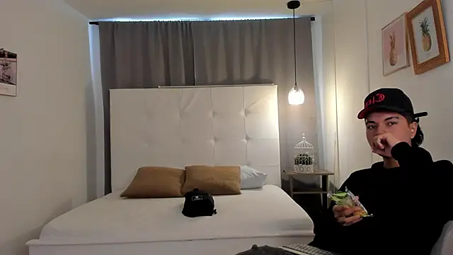Jason 23   online show from May 16, 7:23 pm