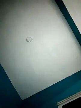 Hugaldo11 online show from February 25, 6:25 am