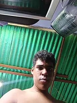 luis230436 online show from May 31, 3:11 pm