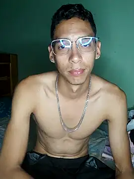 makarthus online show from March 2, 5:08 am