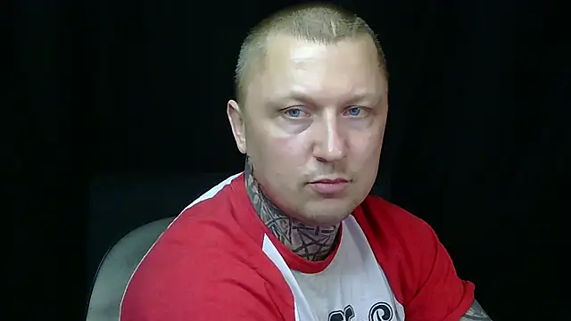 devilWithTats online show from April 8, 3:43 pm