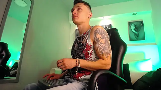 DIEGO JONES online show from March 31, 1:13 pm