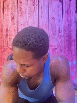 MidwestMandingo9 online show from April 15, 10:43 pm