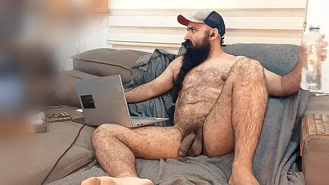 Barba Negra Fumador online show from May 18, 3:06 pm