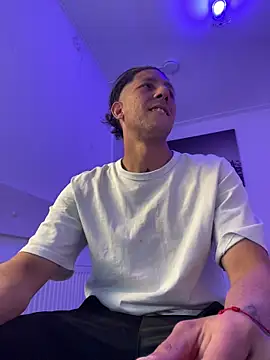 TitanNoir online show from May 12, 4:26 pm