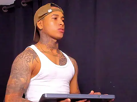 tyler bell  online show from March 4, 2:02 pm