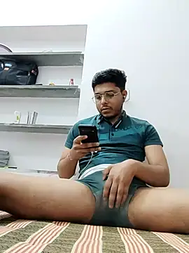 boyzyzyzzl online show from March 2, 8:05 pm