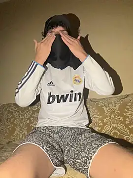 marouaN197 online show from March 24, 6:07 am