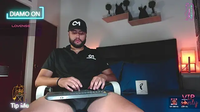 daniel hunther online show from March 31, 2:19 pm