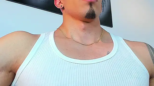 Angelo Varek online show from April 22, 3:24 am