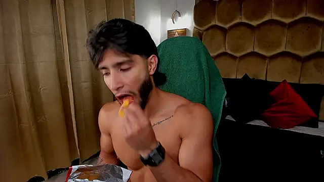 Emmet CollinsJS online show from March 25, 4:27 am