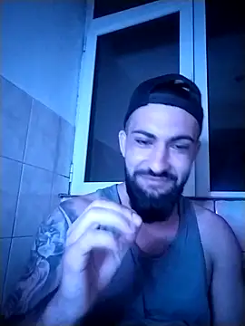 Tommy Porn  online show from May 4, 9:38 pm