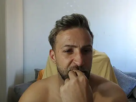 BlondEagleMuscle online show from July 31, 12:04 pm