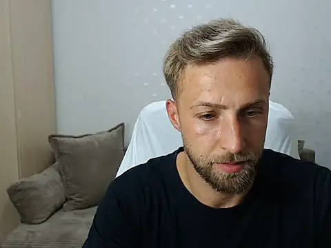 BlondEagleMuscle online show from July 27, 8:49 pm