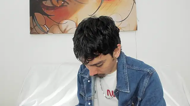 finn jackson online show from April 15, 7:47 pm