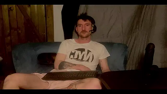 piercedink online show from April 24, 12:13 am