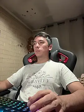 Cr1sXPorn online show from April 2, 1:47 am