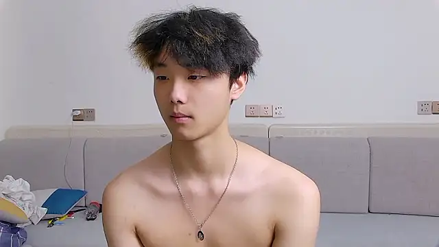 icecream-002 online show from April 1, 1:41 pm