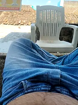 Desii rockstarr online show from March 21, 8:19 am