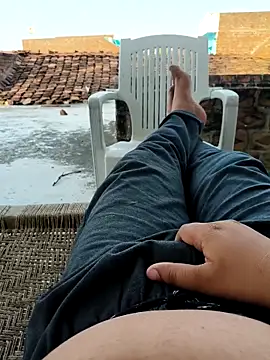 Desii rockstarr online show from April 9, 11:49 am