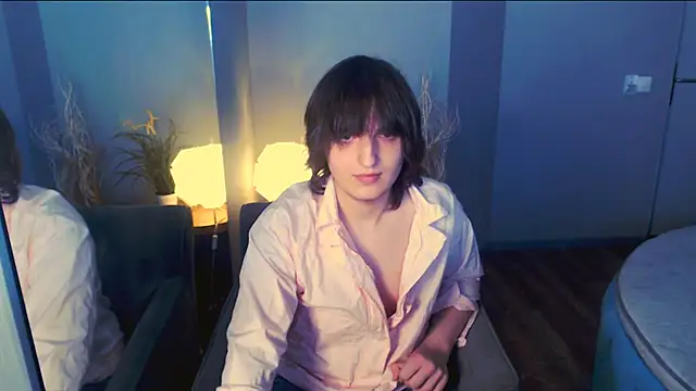 delalex online show from May 31, 3:18 am