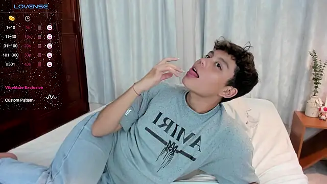 chico medusa online show from April 17, 8:11 pm