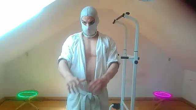 NinjaLaser online show from March 23, 12:11 pm