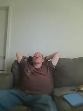 yourMasterisBored online show from April 3, 2:14 pm