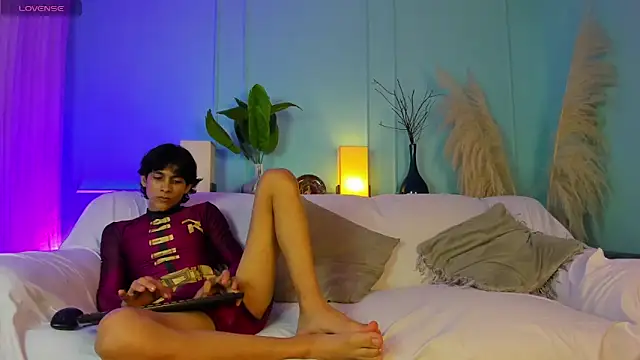 Cheys Mast online show from April 21, 7:31 pm