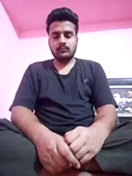 Decentlover67 online show from May 2, 8:28 am