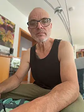 Thomate24 online show from June 9, 4:20 pm