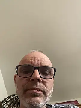 Thomate24 online show from March 28, 3:56 pm