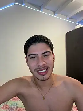 ApoloGray   online show from May 26, 7:54 pm