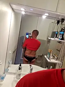 Justfunfree online show from May 5, 2:19 pm