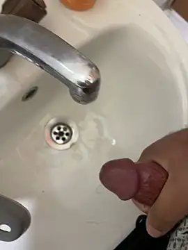 yassineamri online show from March 22, 12:54 pm