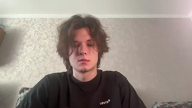 tomasdickpick online show from June 22, 7:36 am
