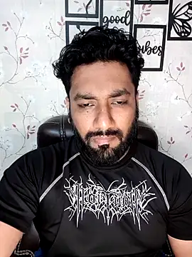 SurajKapoor09 online show from March 22, 3:17 pm