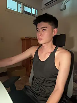 CalvinHY online show from July 2, 4:18 am