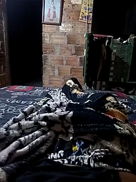 QUINAYAS- online show from March 24, 3:55 am