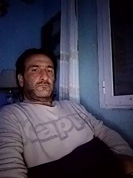 DanTrov79 online show from April 15, 6:30 pm