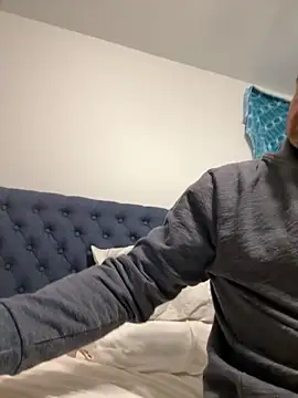 whitelioncody online show from May 16, 4:32 am